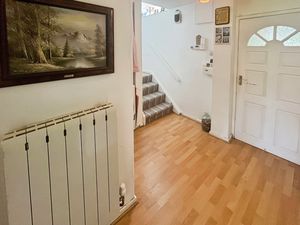 Hall- click for photo gallery